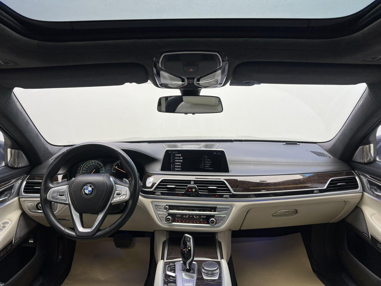 BMW 740Li 2019