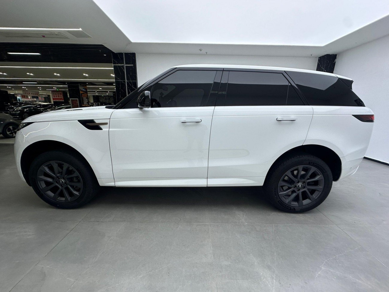 Land Rover Range Rover Sport 2023
