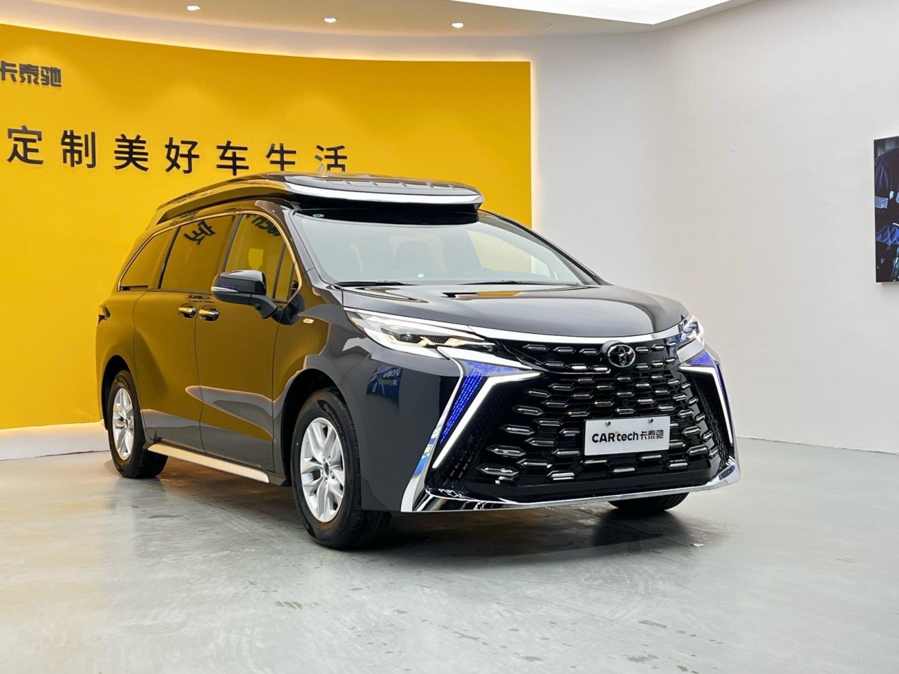 Toyota Granvia 2024