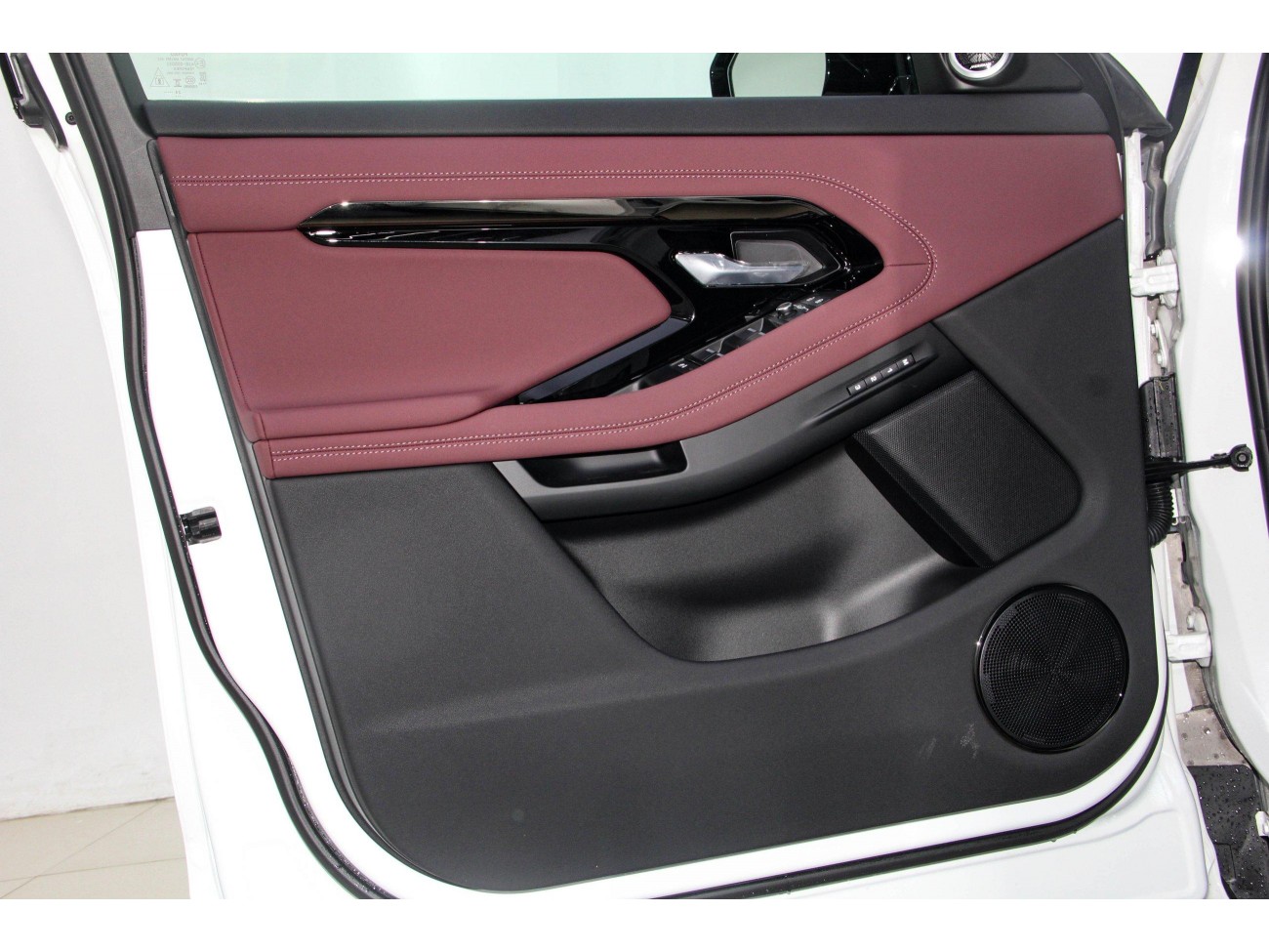 Land Rover Range Rover 2025