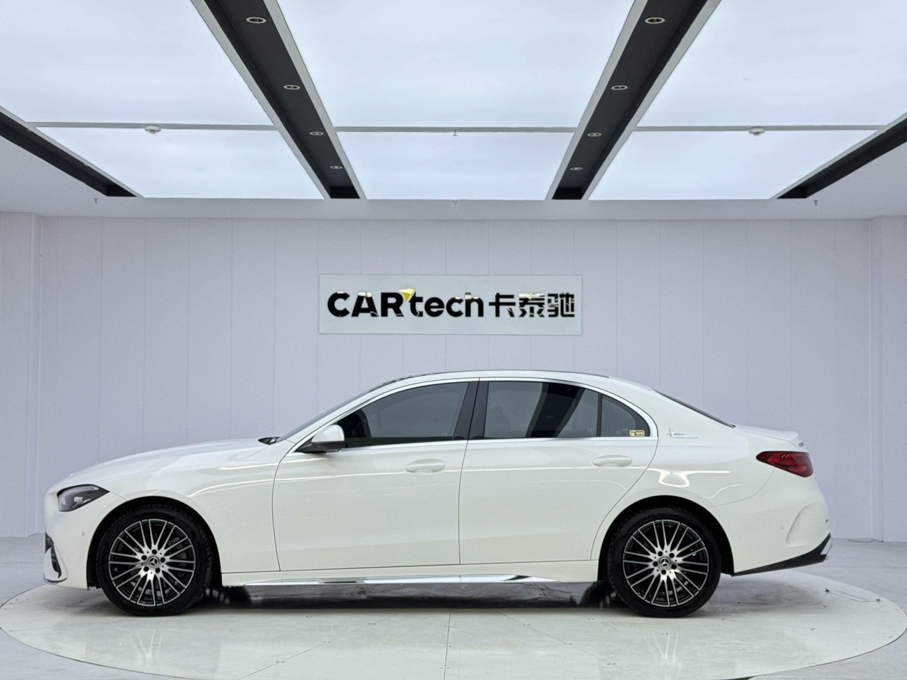 Mercedes-Benz C 260 L 2023