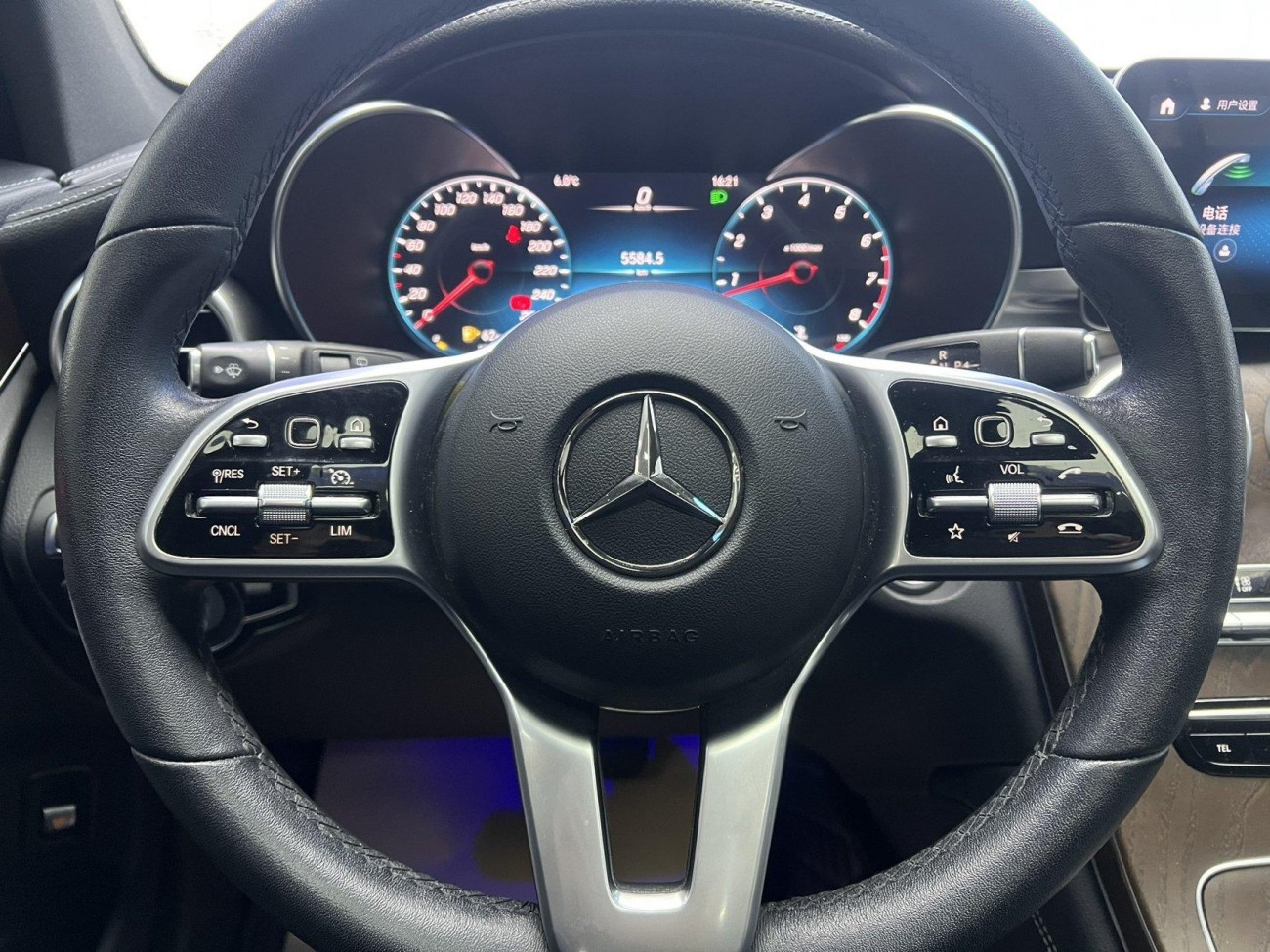 Mercedes-Benz GLC 260 L 2020