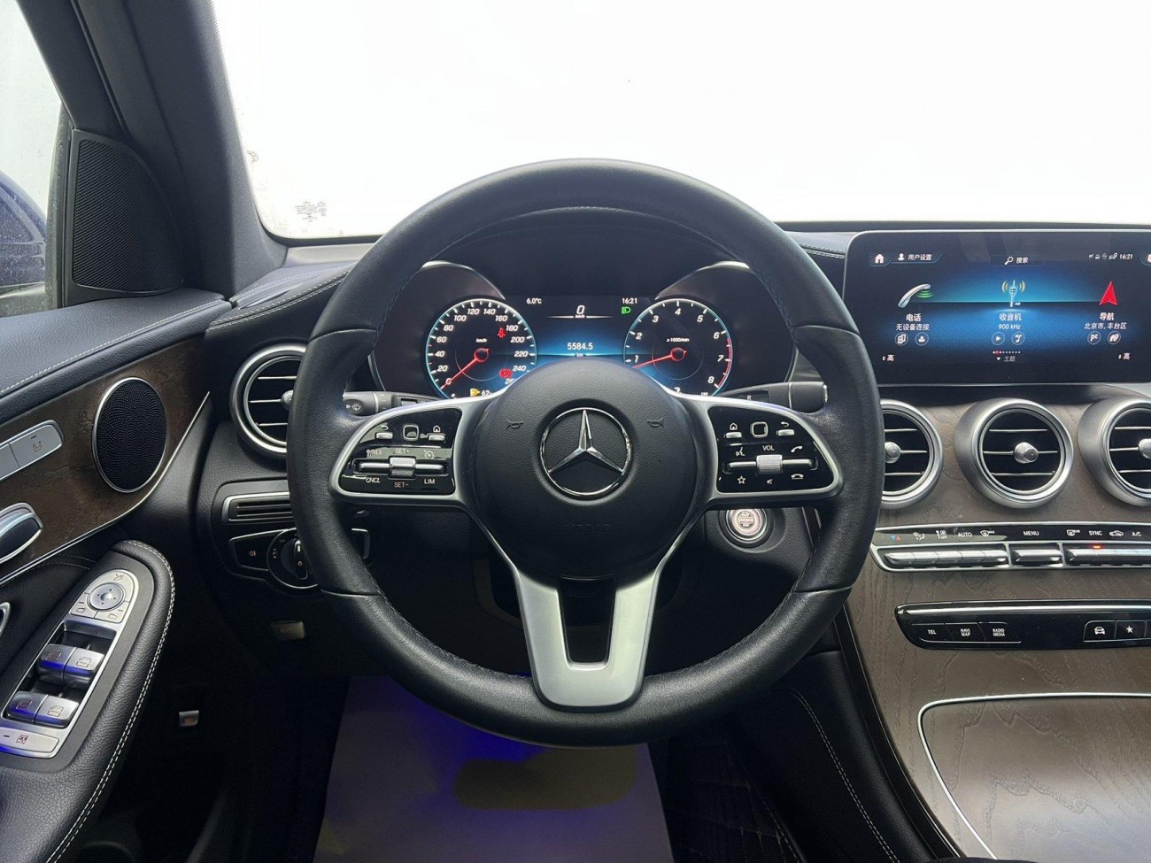 Mercedes-Benz GLC 260 L 2020