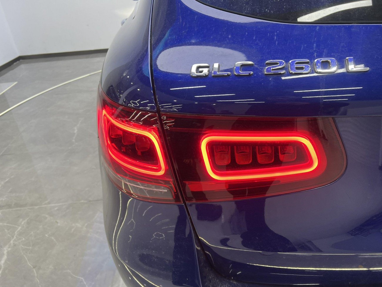 Mercedes-Benz GLC 260 L 2020