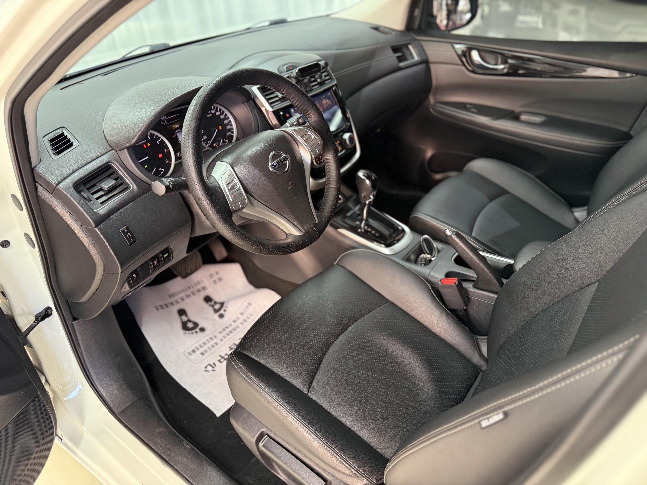 Nissan Tiida 2022