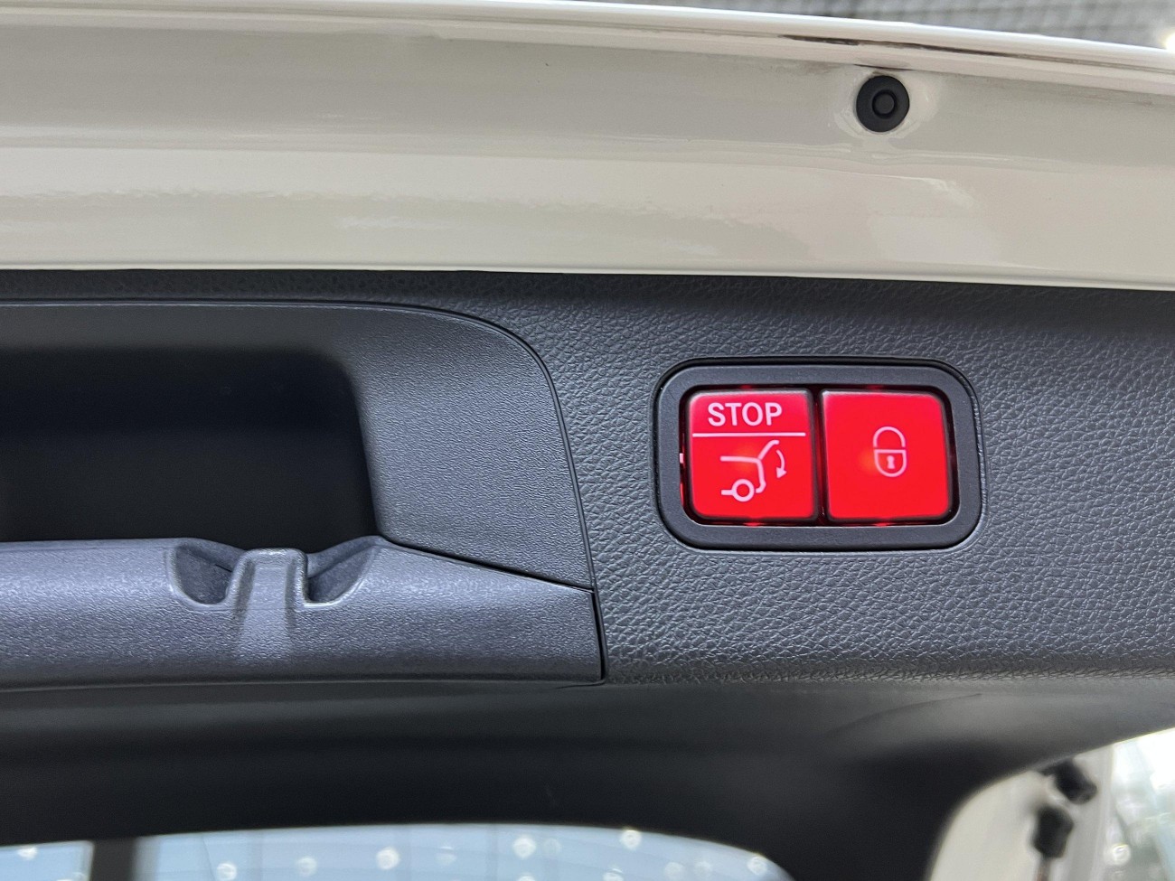 Mercedes-Benz GLC 300 L 2023