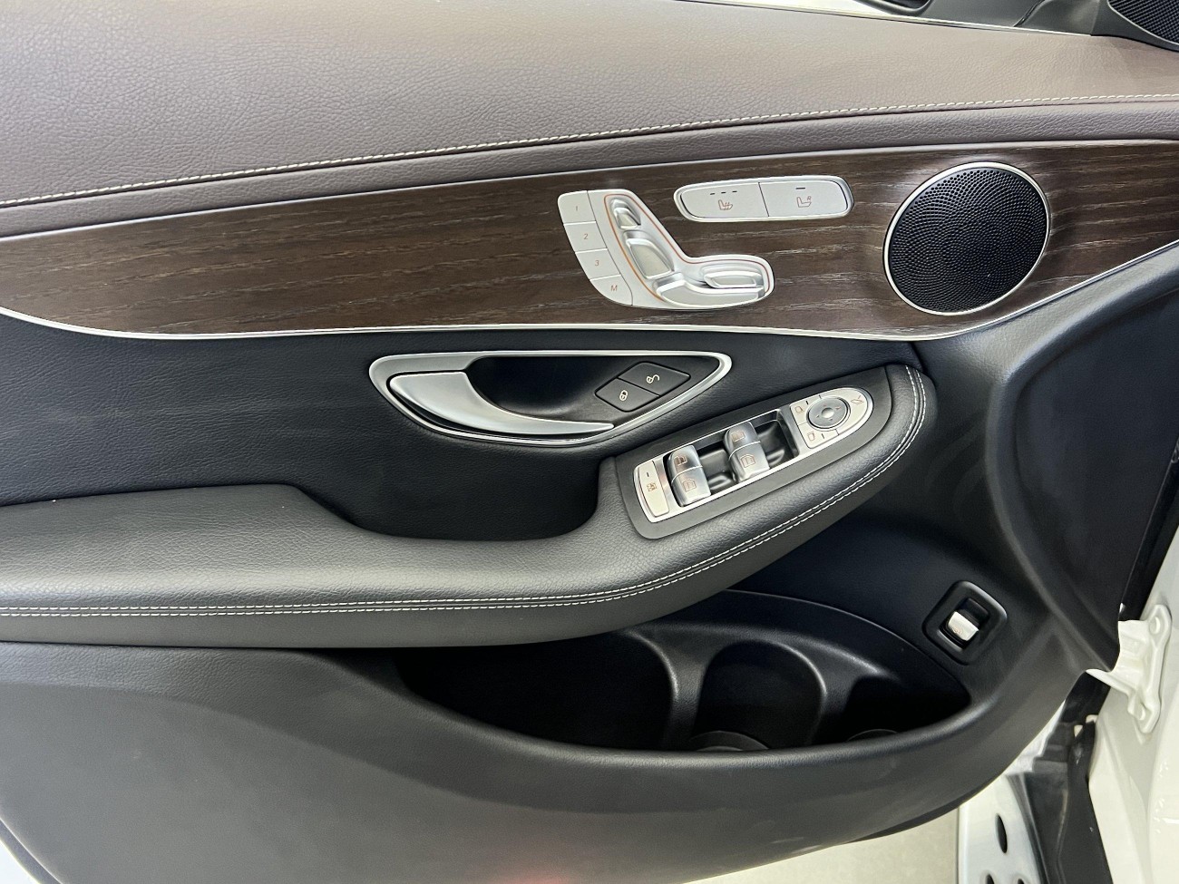 Mercedes-Benz GLC 300 L 2023