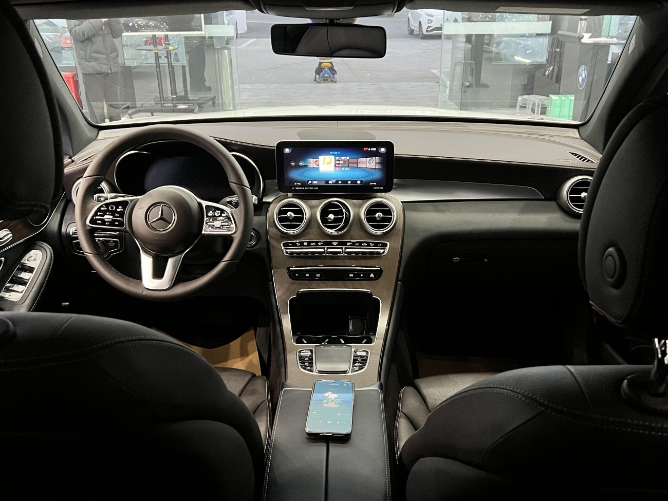 Mercedes-Benz GLC 300 L 2023