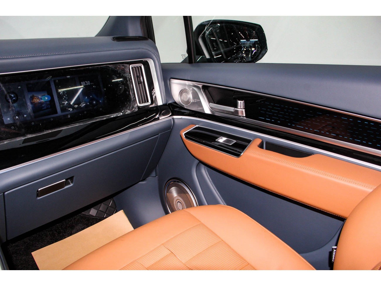 Toyota Granvia 2025