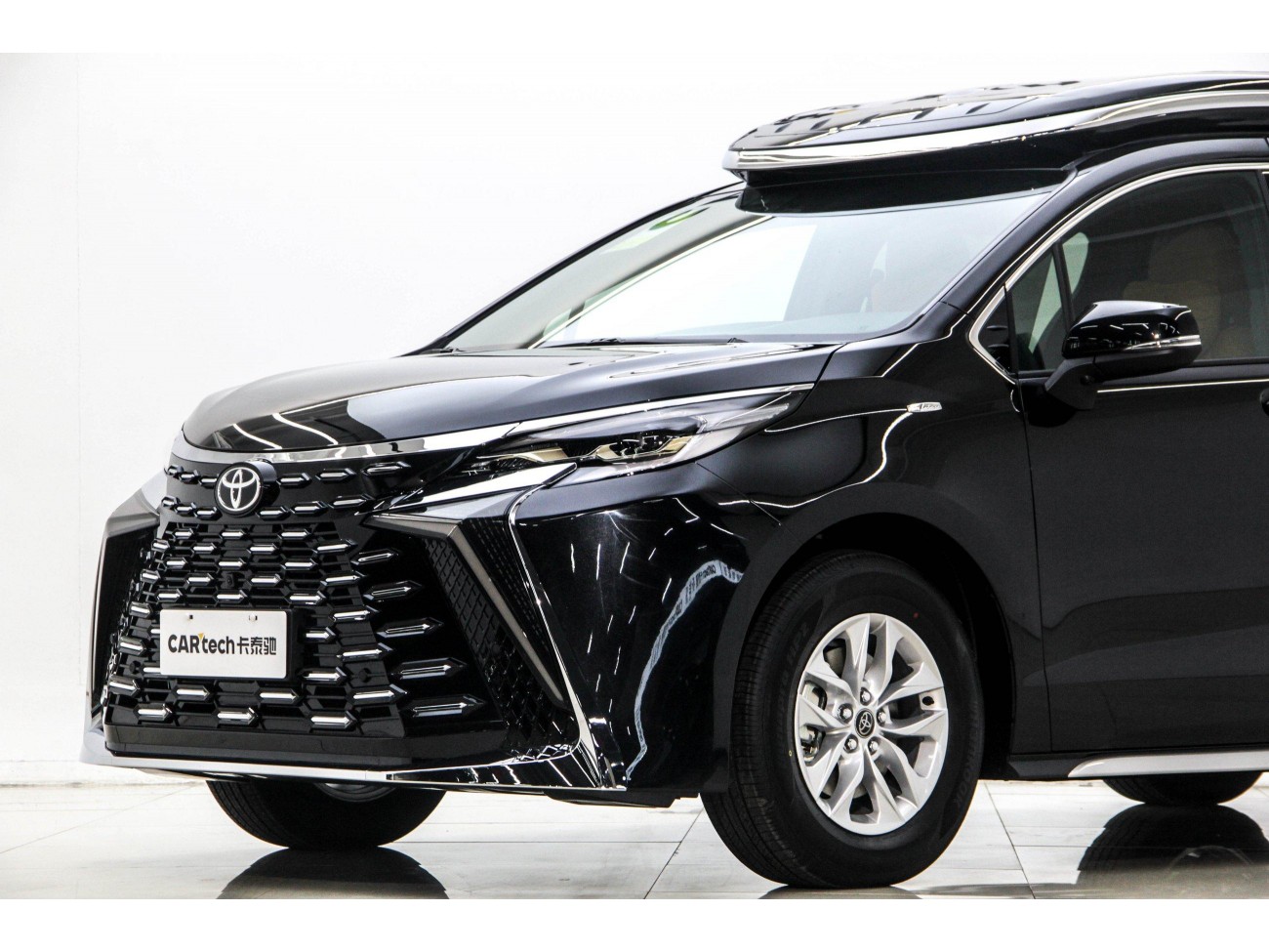 Toyota Granvia 2025
