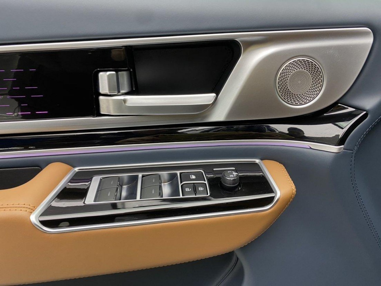 Toyota Granvia 2025
