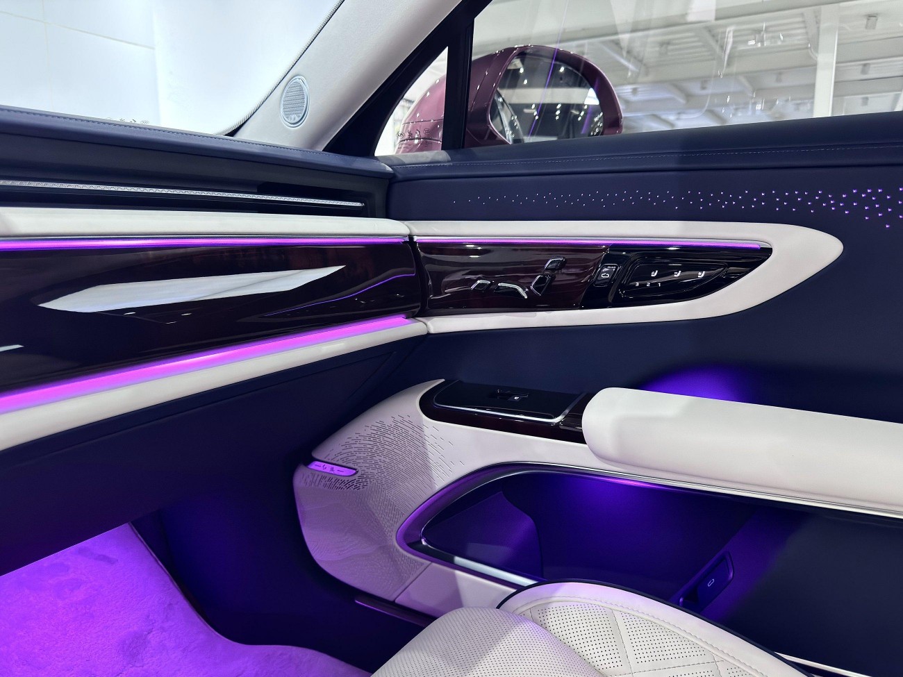 Hongqi Guoya 2025