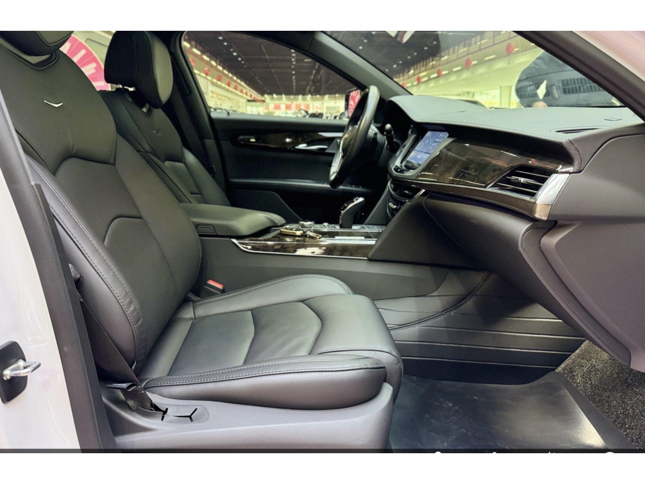 Cadillac CT6 2023