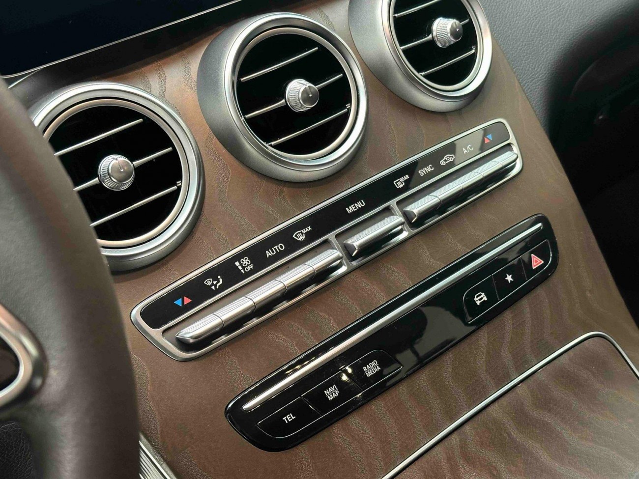 Mercedes-Benz GLC 260 L 2020