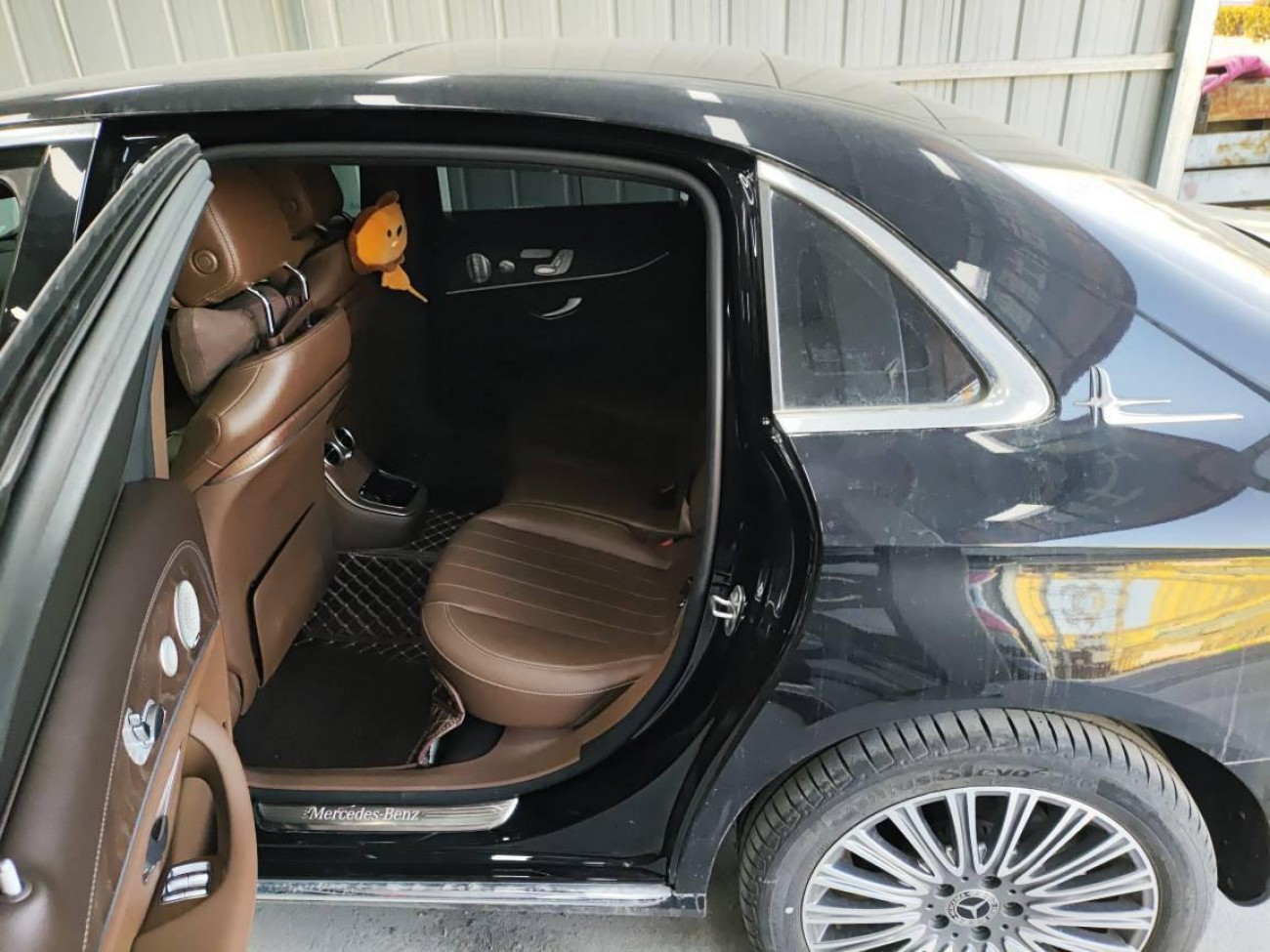 Mercedes-Benz E 300 L 2023