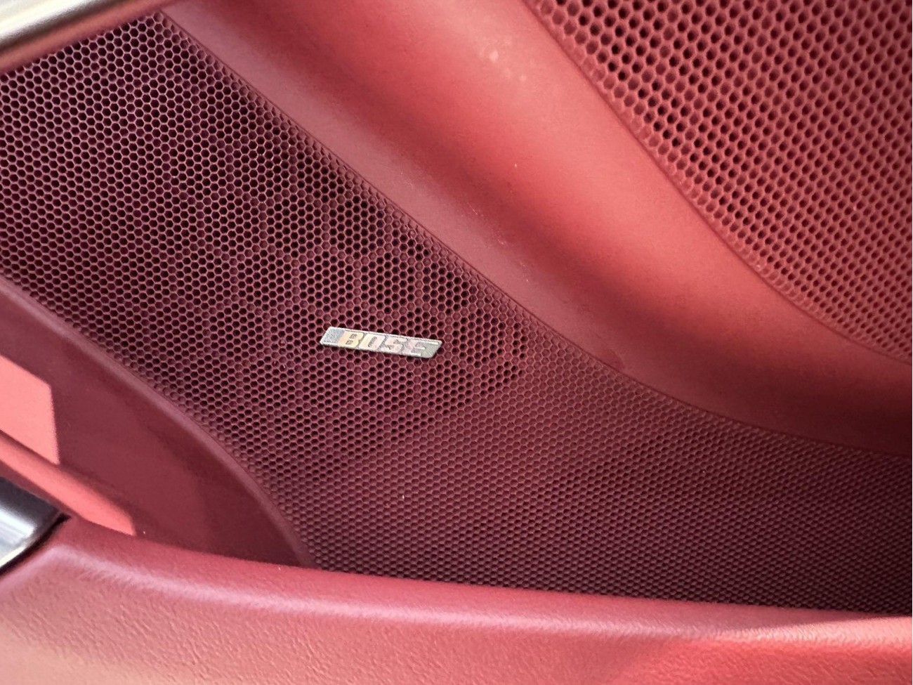 Porsche Cayman 2024