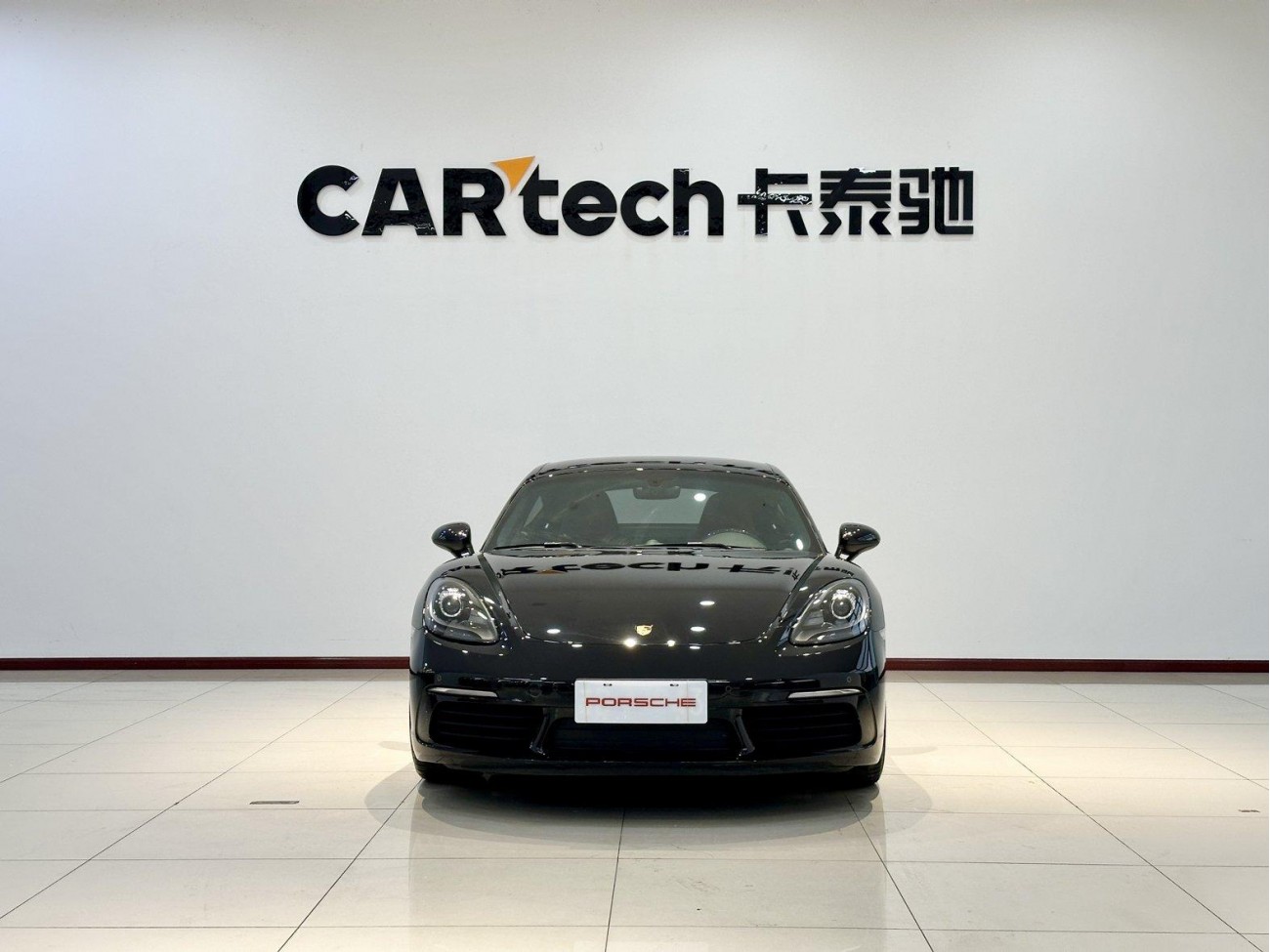 Porsche Cayman 2024