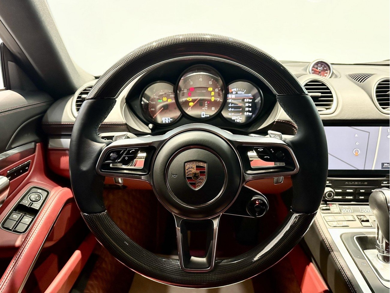 Porsche Cayman 2024
