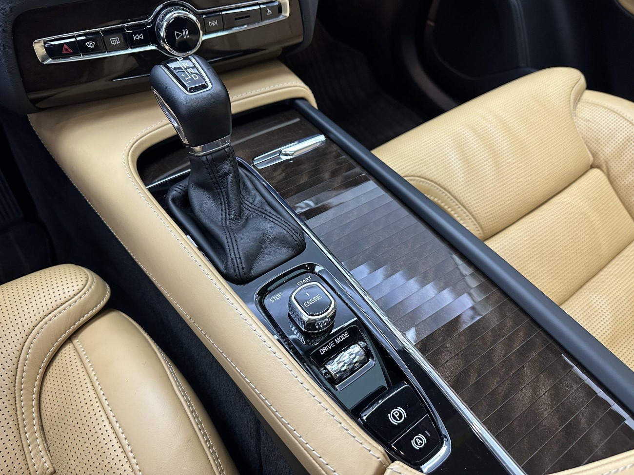 Volvo XC90 2016
