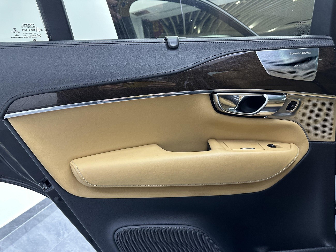 Volvo XC90 2016