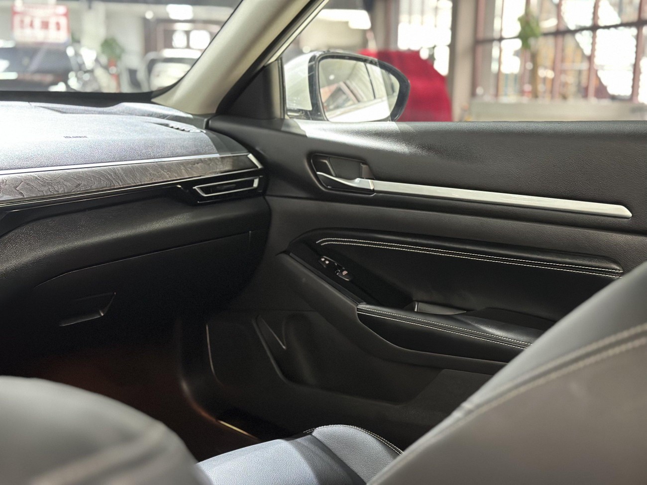 Nissan Teana 2024