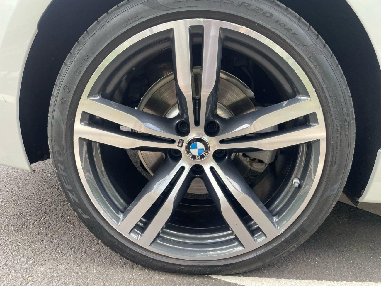 BMW 6GT 2022