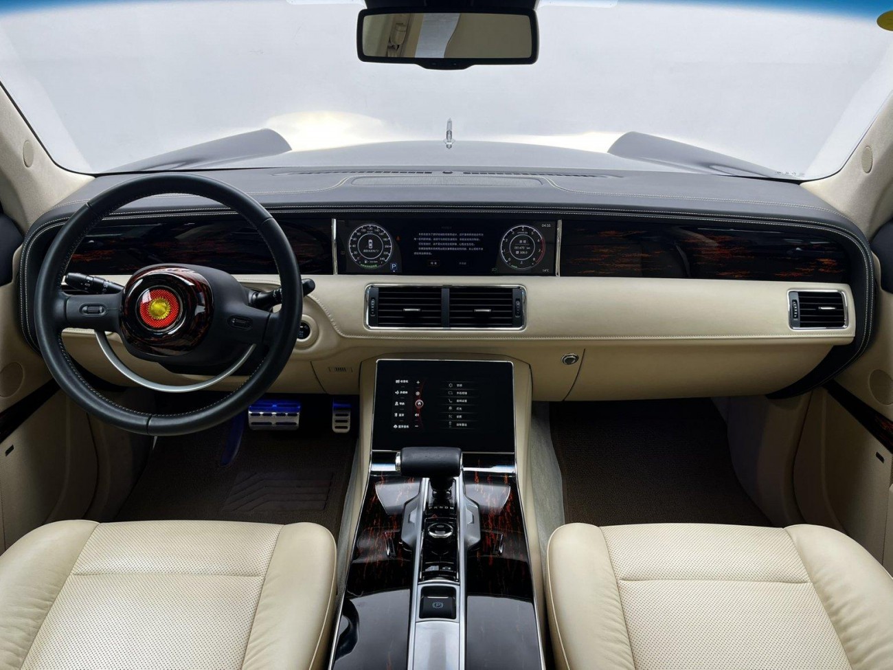 Hongqi L5 2025