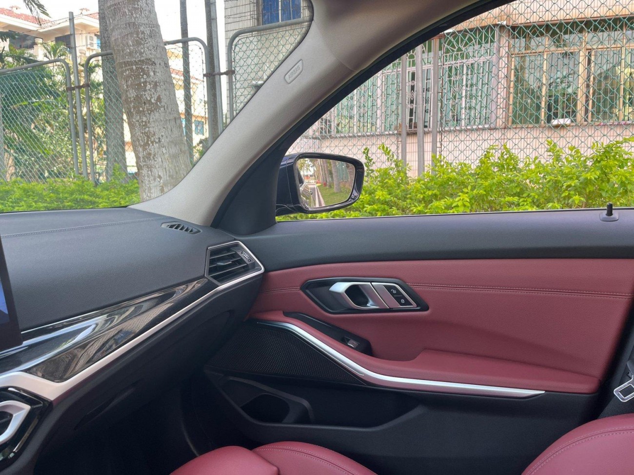 BMW 325Li 2023