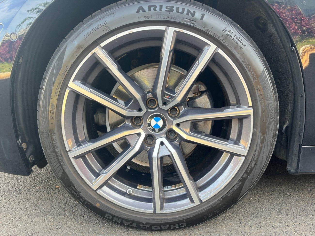 BMW 325Li 2023