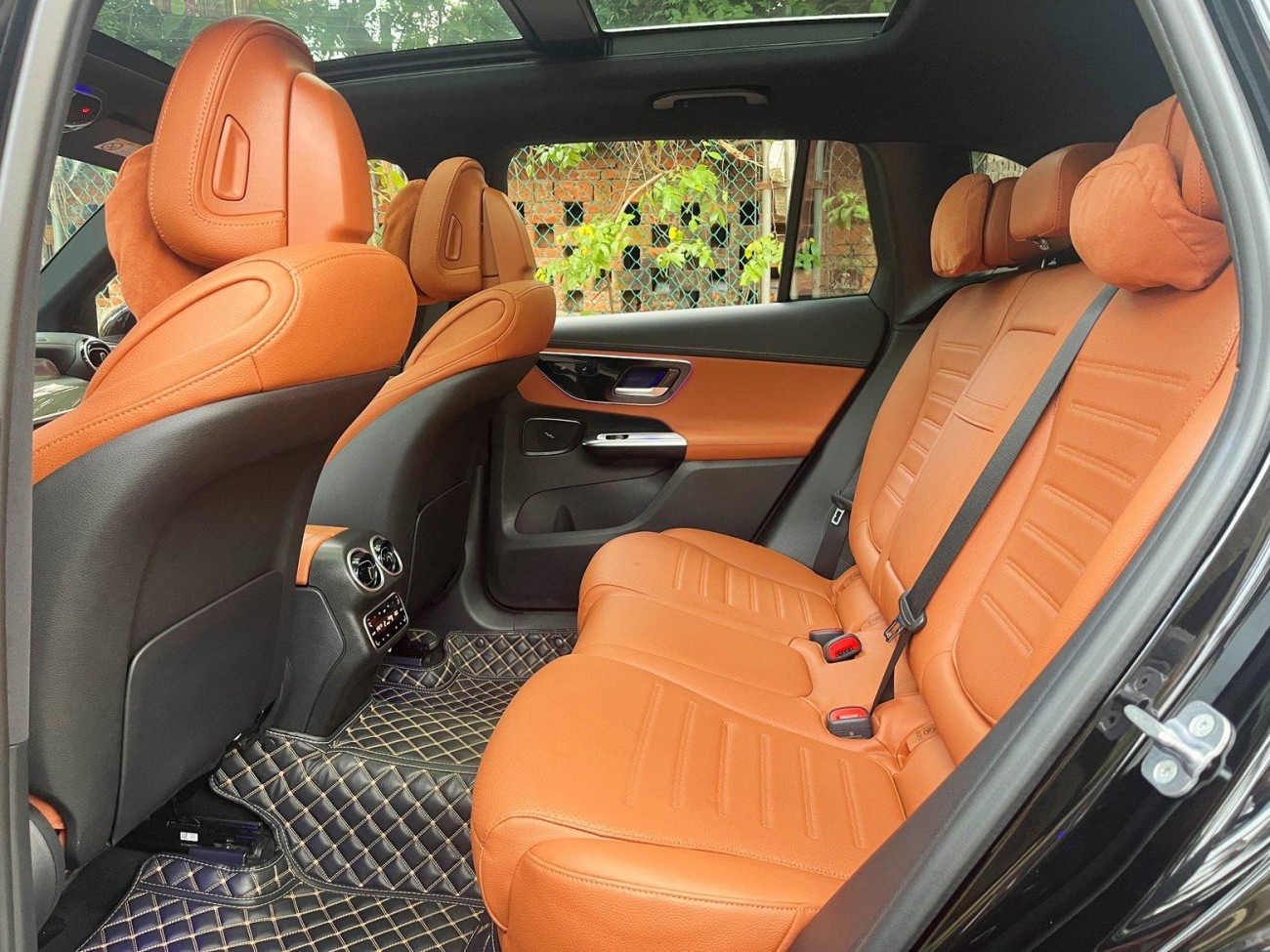 Mercedes-Benz GLC 260 L 2023