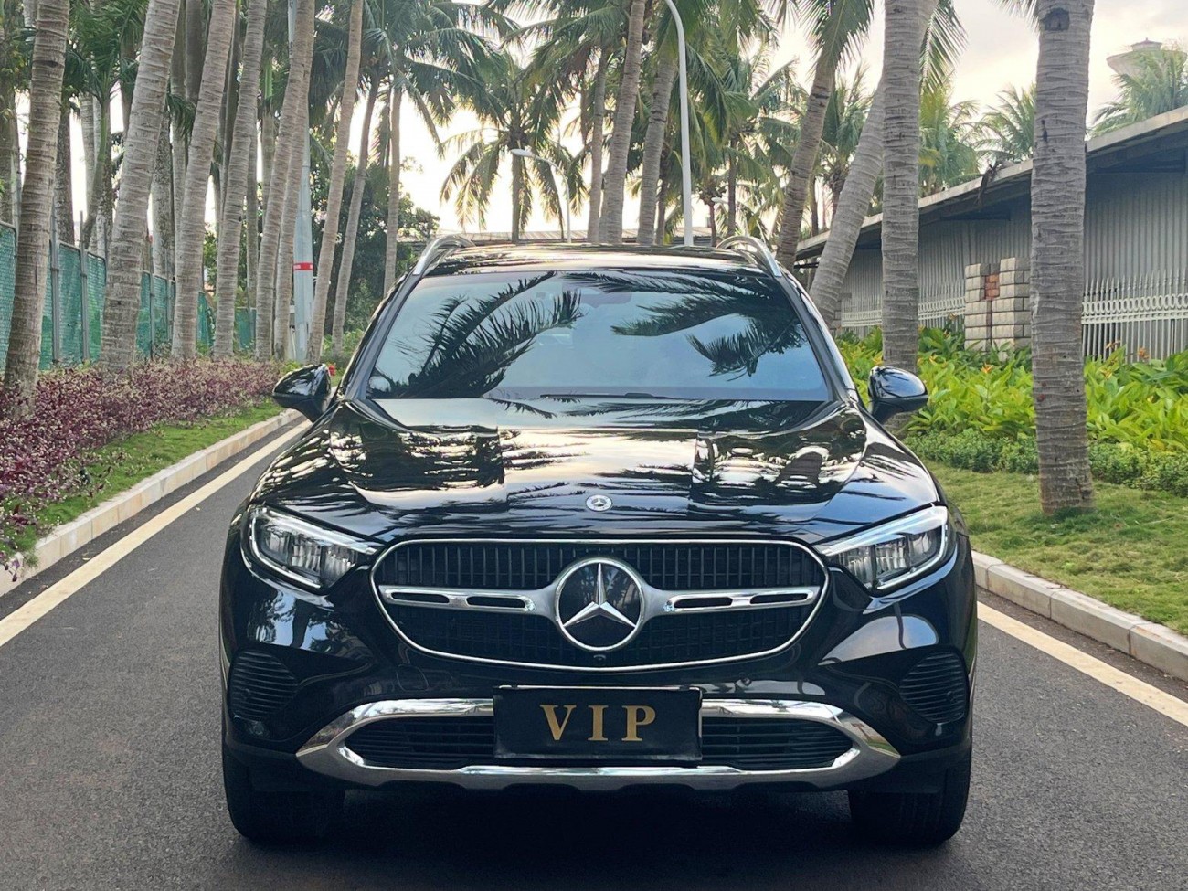 Mercedes-Benz GLC 260 L 2023