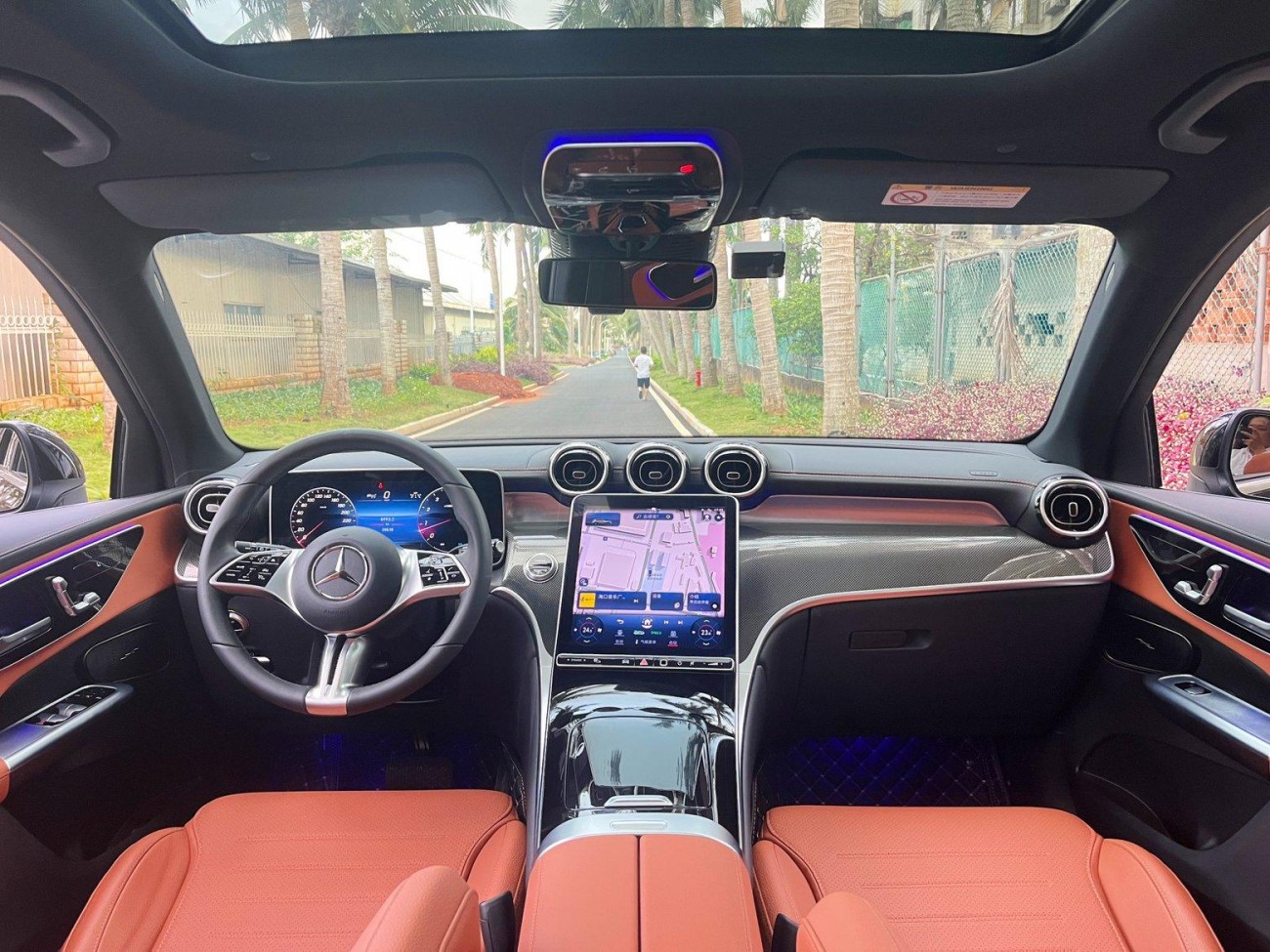 Mercedes-Benz GLC 260 L 2023
