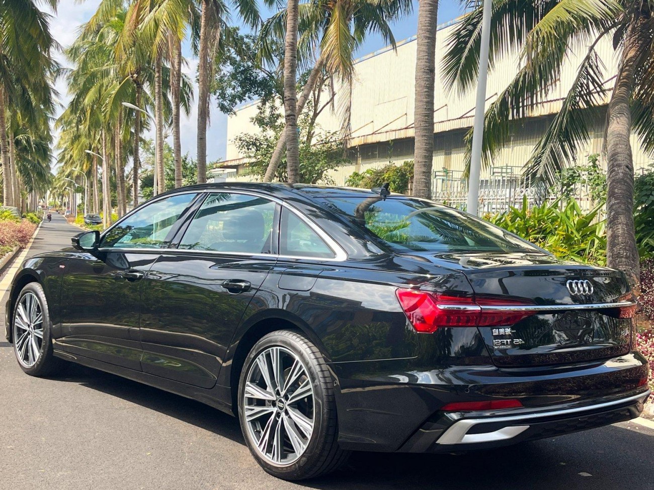 Audi A6L 45 TFSI 2025