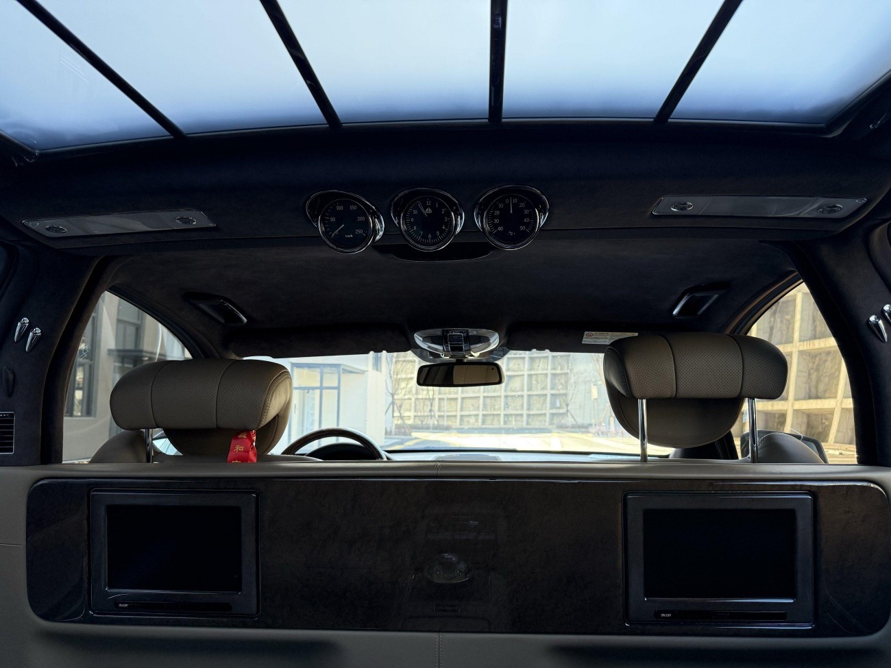 Maybach 62S 2013