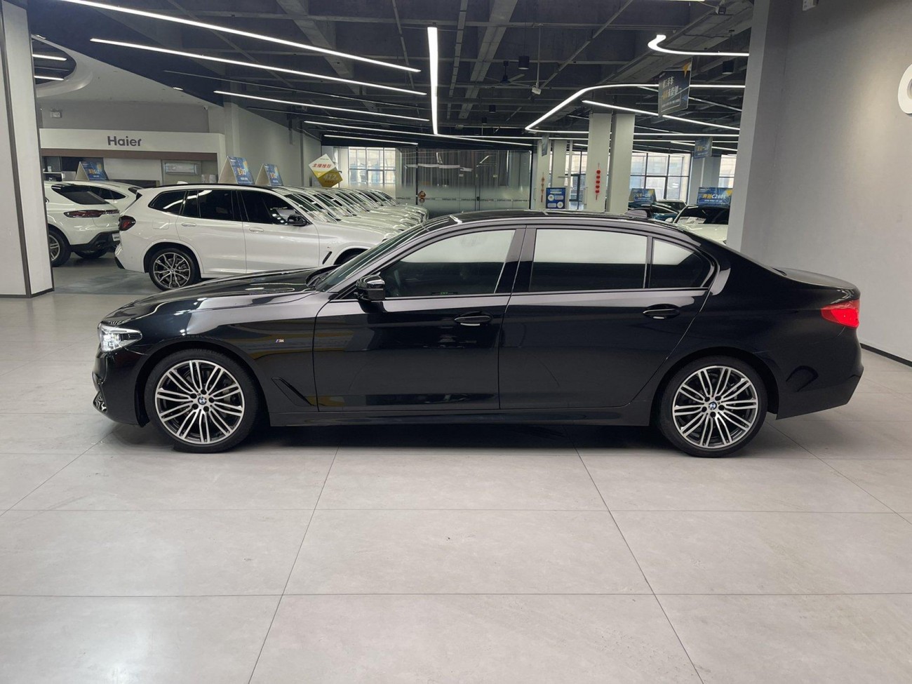 BMW 530Li 2019