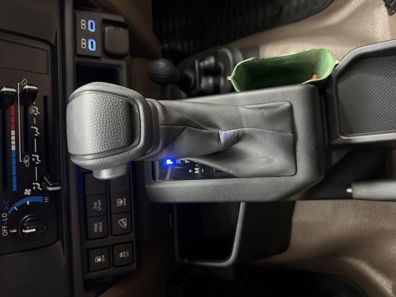 Toyota Land Cruiser 2025