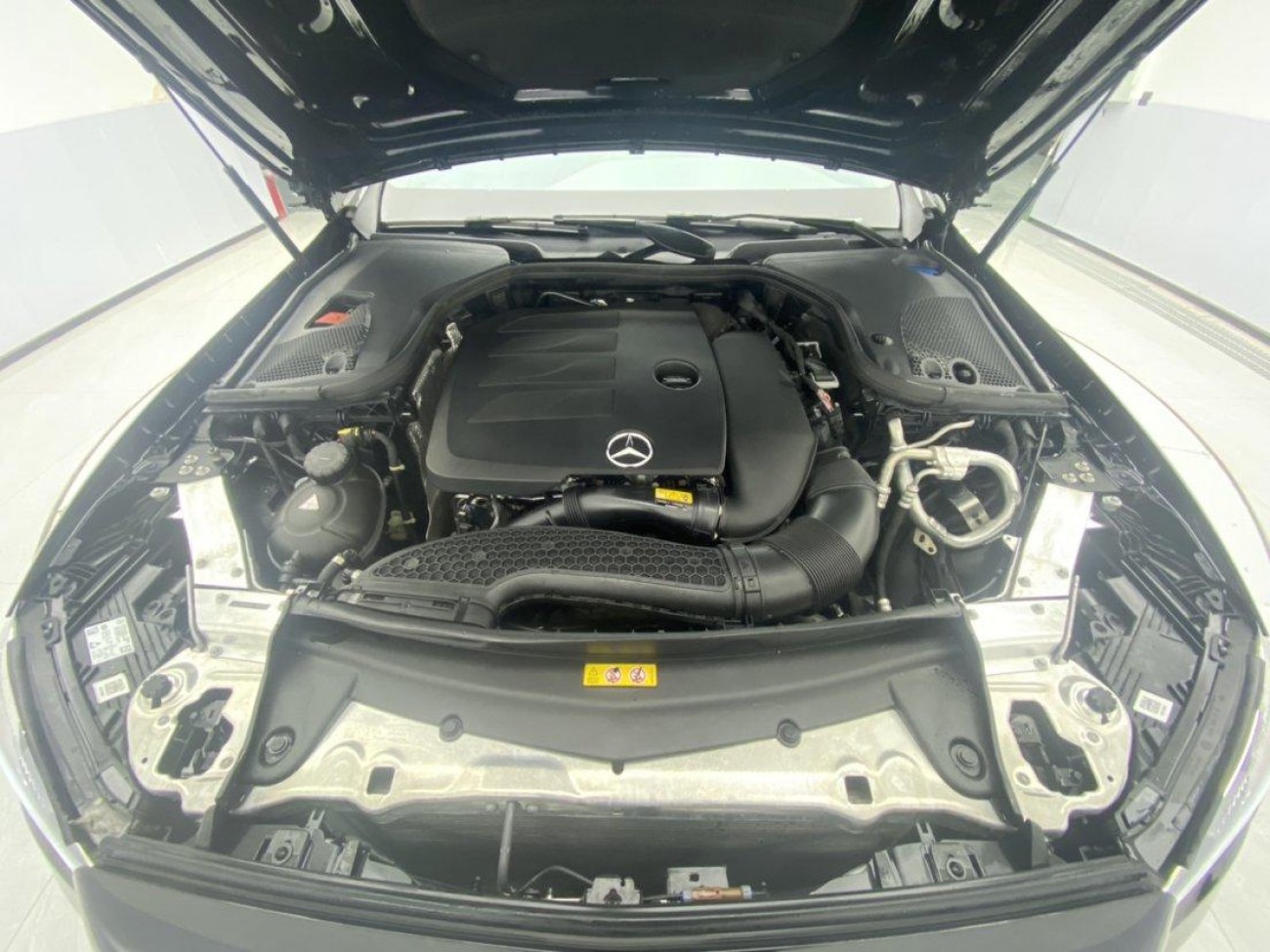 Mercedes-Benz E 300 L 2023