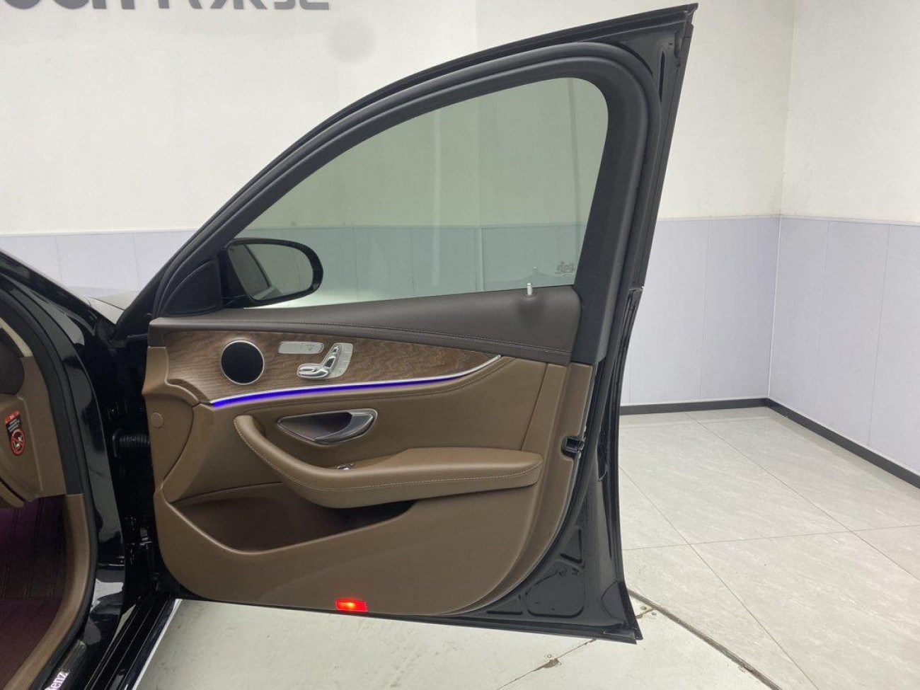 Mercedes-Benz E 300 L 2023