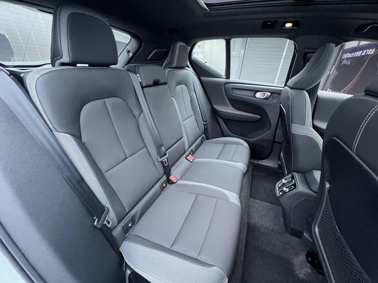 Volvo XC40 2026