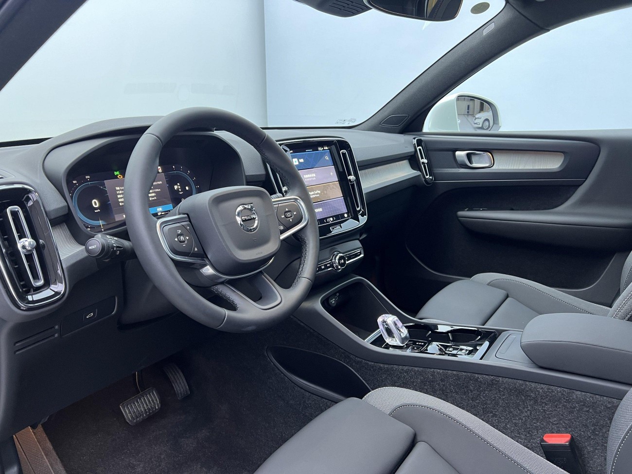 Volvo XC40 2026