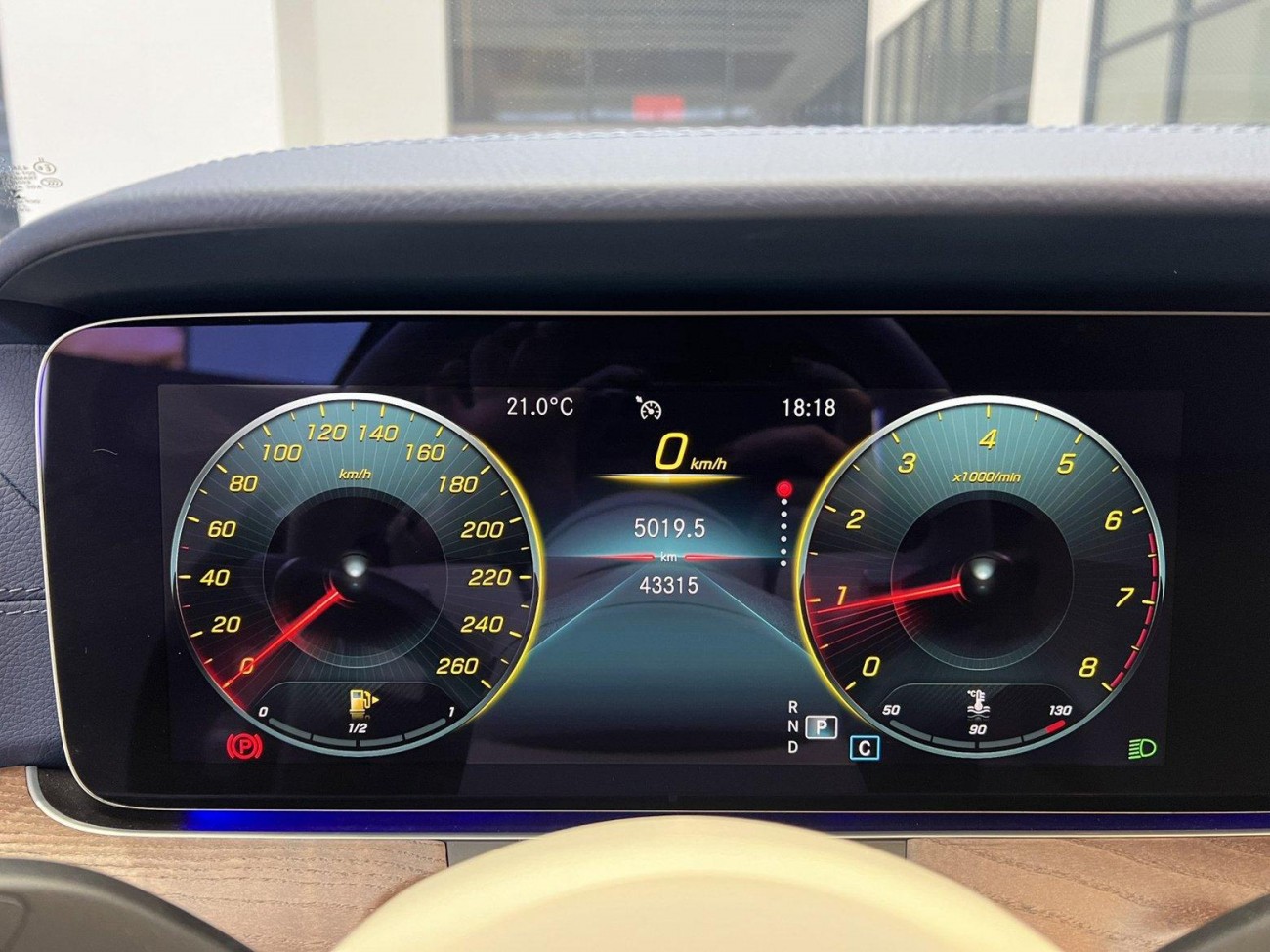 Mercedes-Benz E 300 L 2022