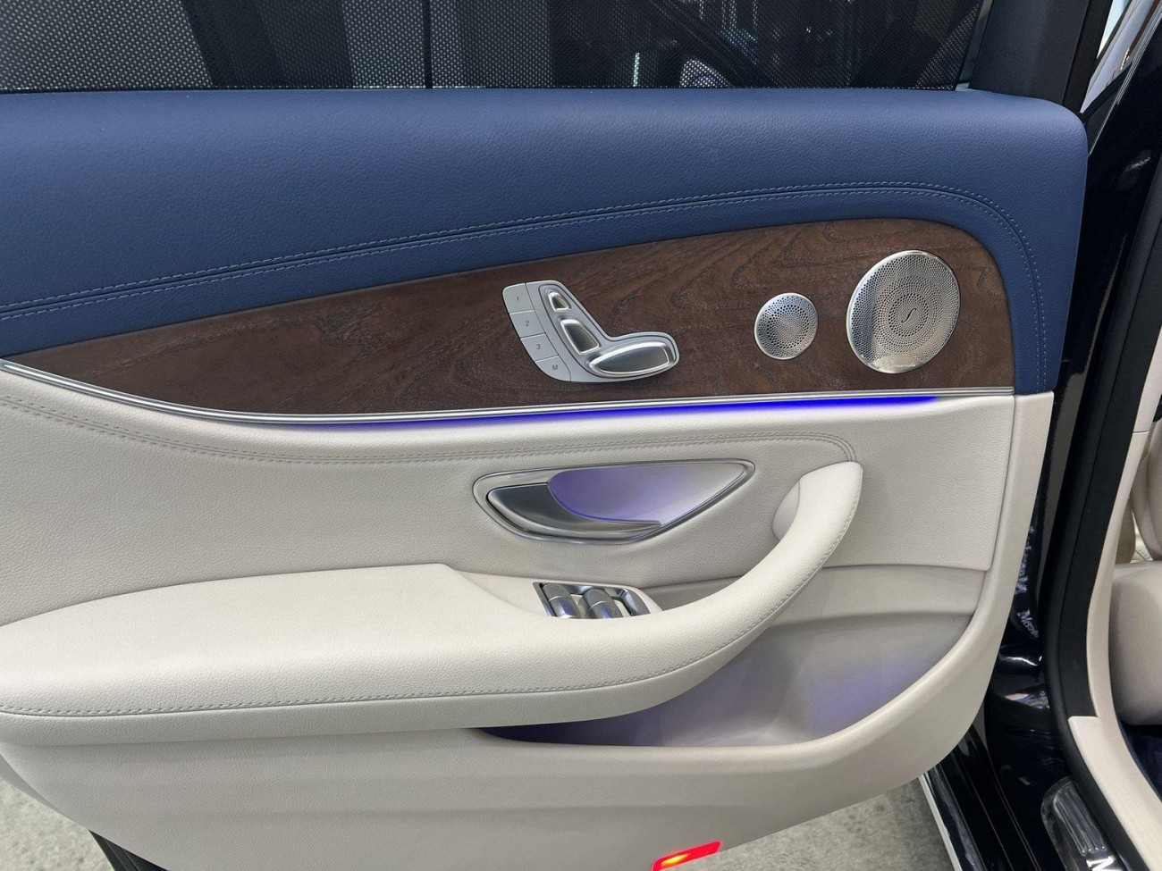 Mercedes-Benz E 300 L 2022