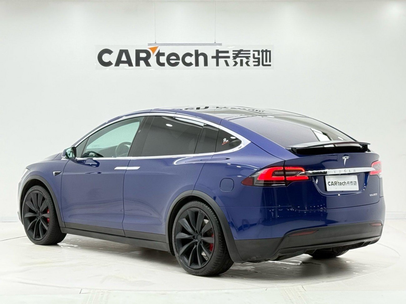 Tesla Model X 2020