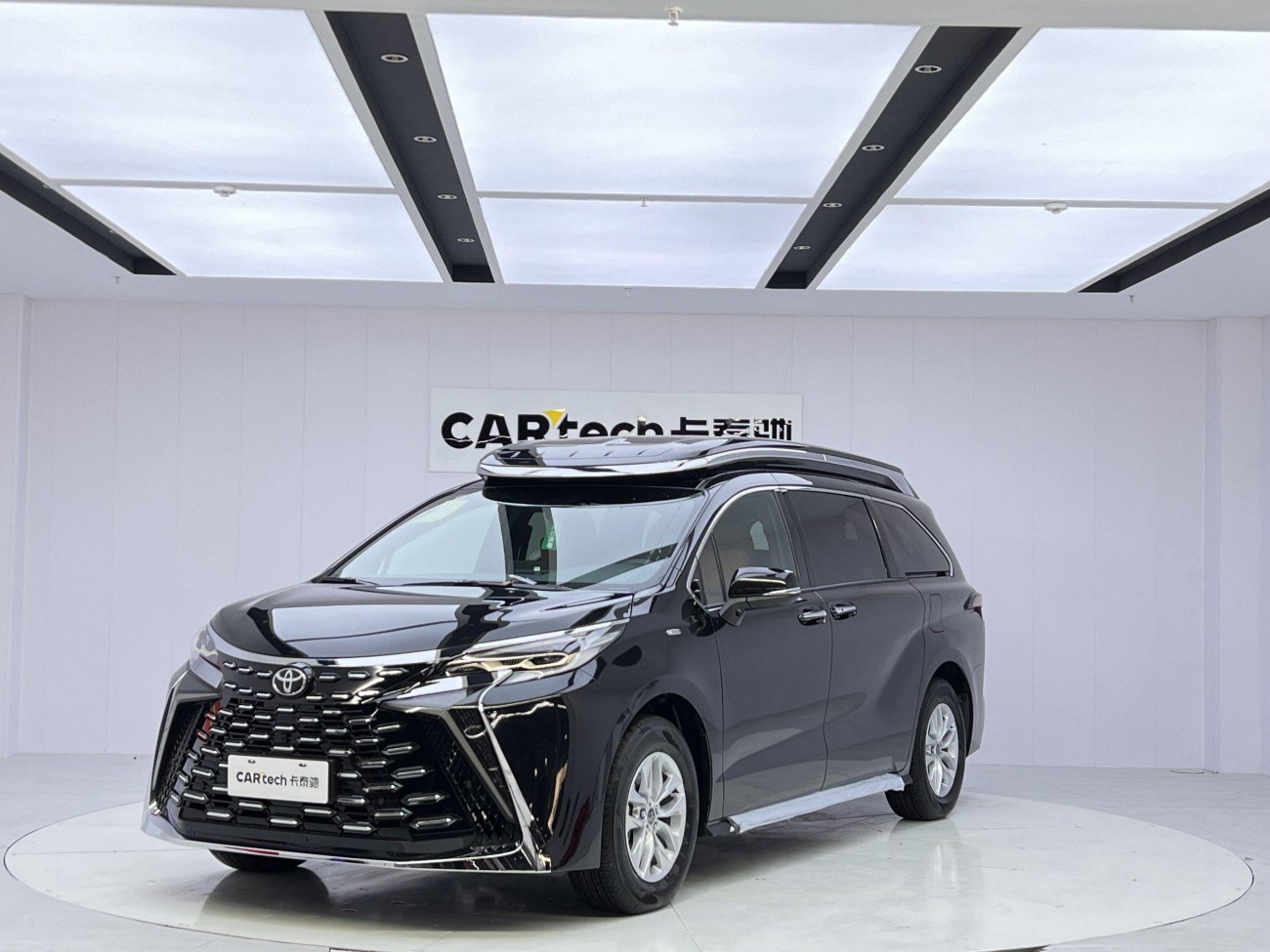 Toyota Granvia 2025