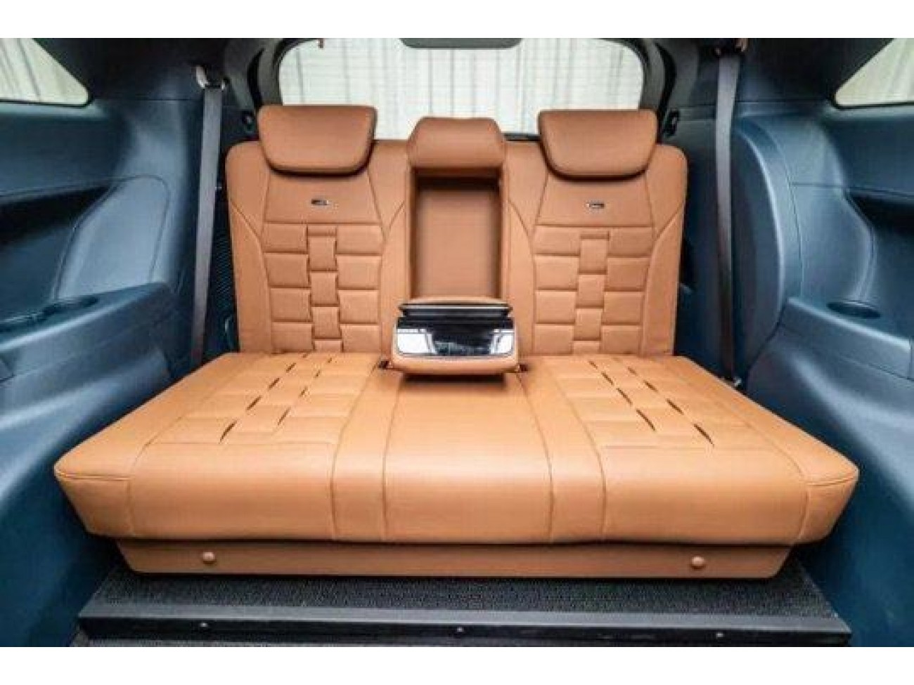 Toyota Granvia 2025