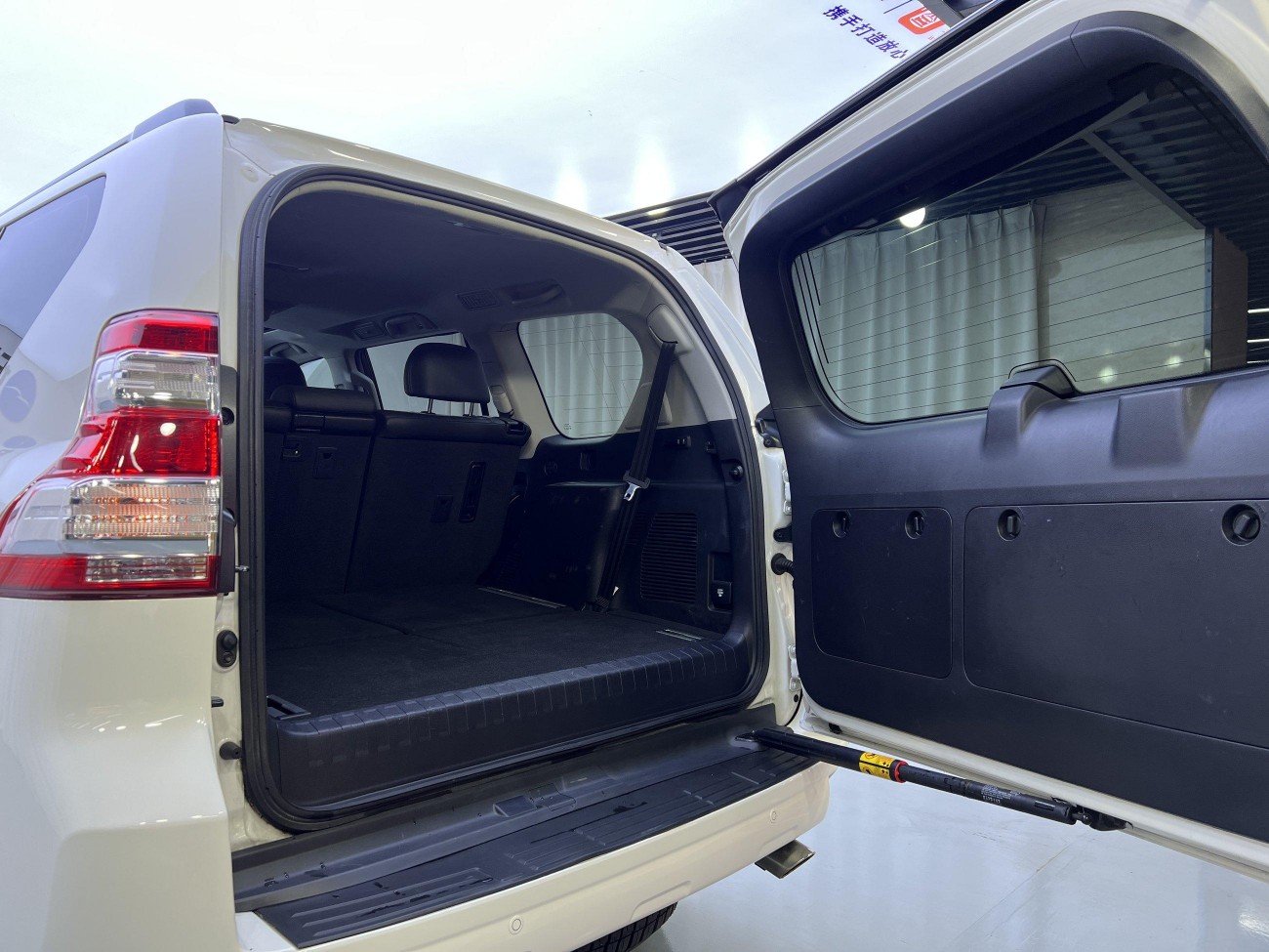 Toyota Prado 2015