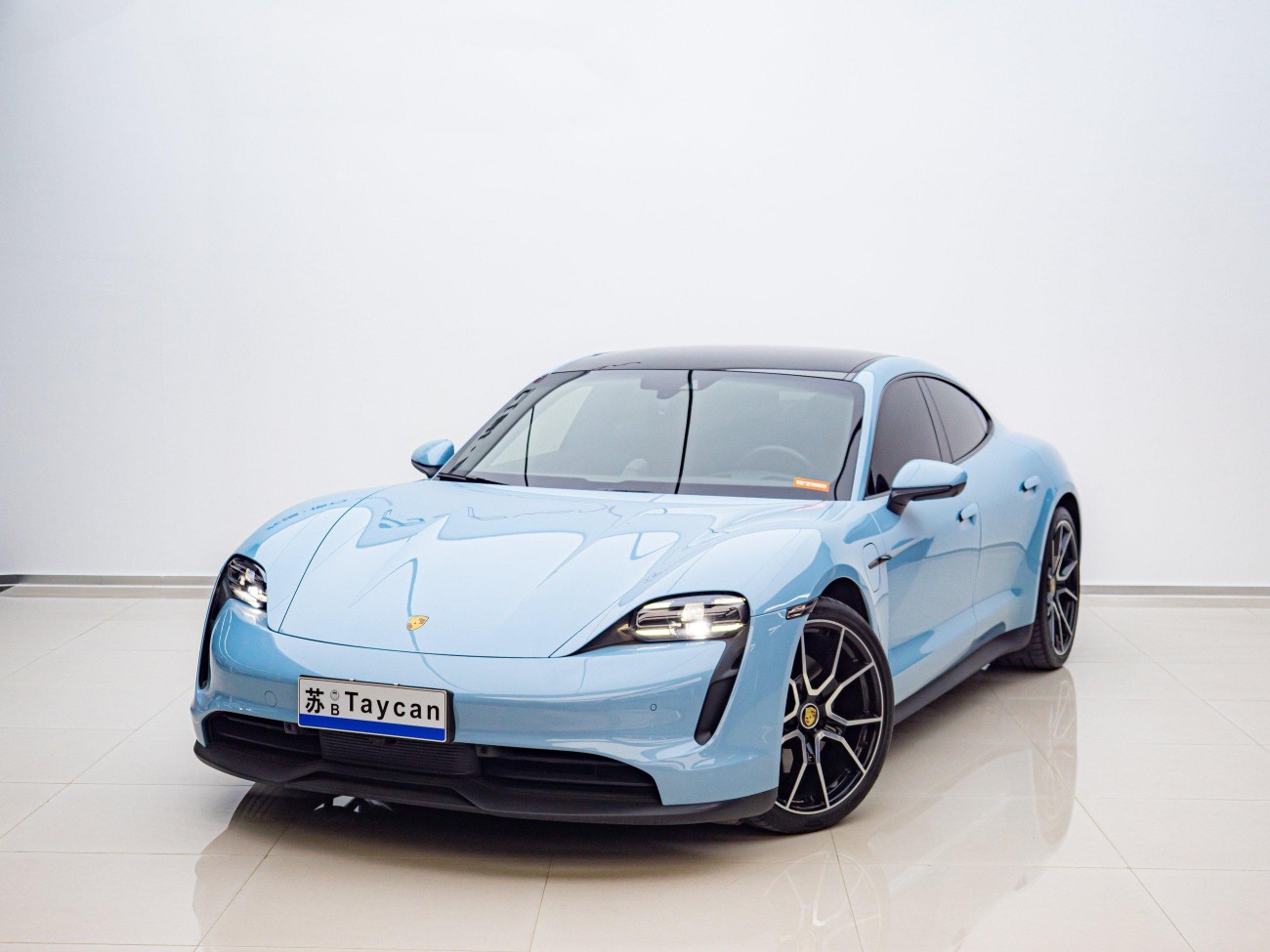 Porsche Taycan 2023