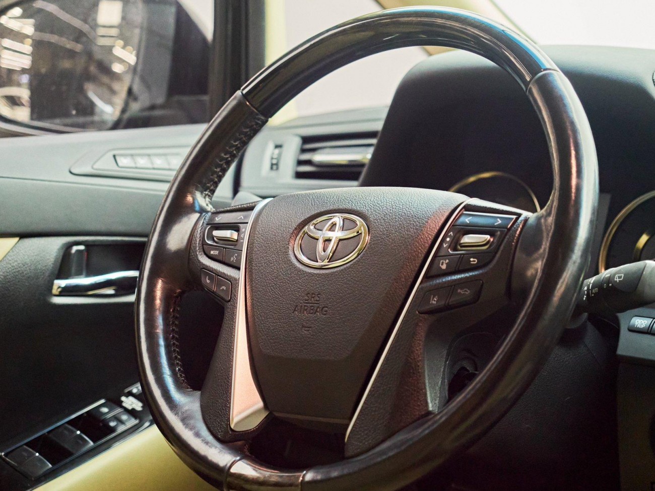 Toyota Vellfire 2021