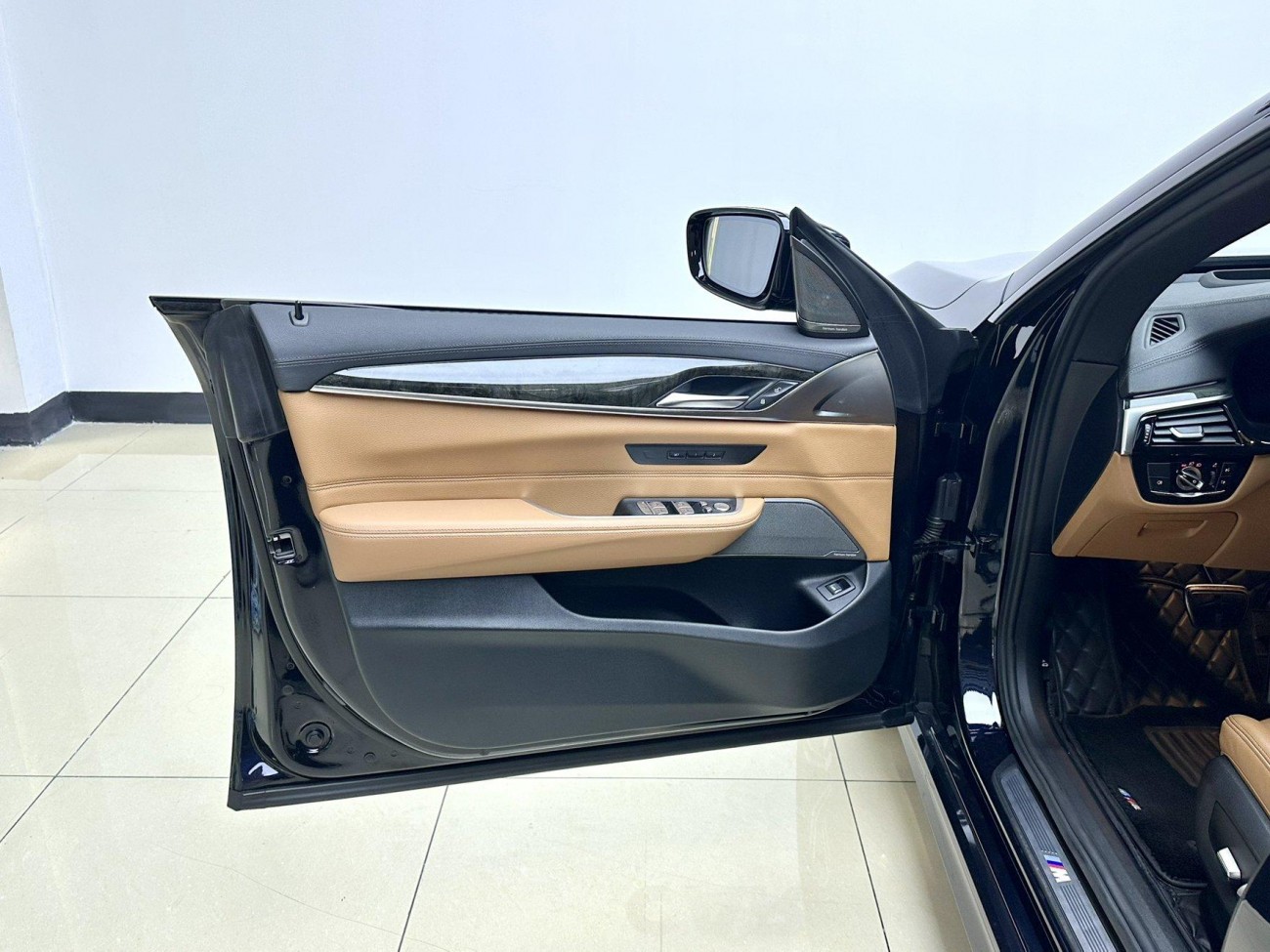 BMW 6GT 2022