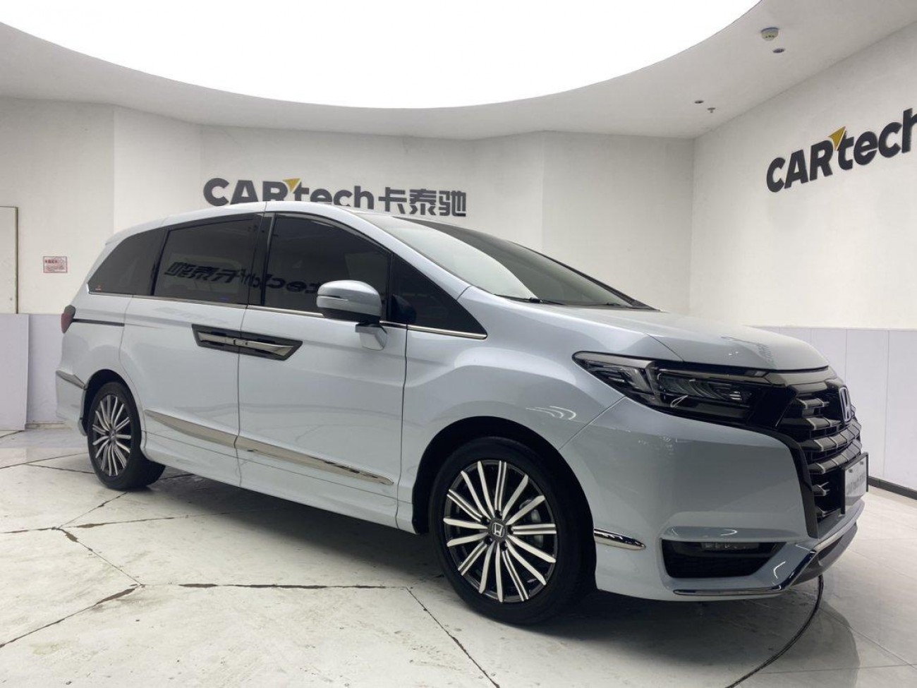 Honda Elysion 2025